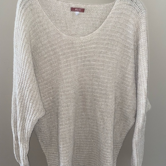 Sweaters - gold sweater